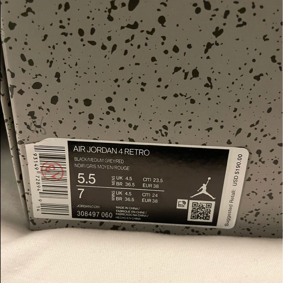 Air Jordan 4 Retro